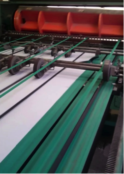 New corner board machine 4